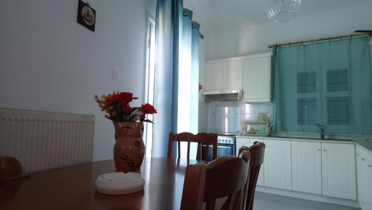 Vacation House In Stroggili Agios Ioannis Peristerion Exteriér fotografie