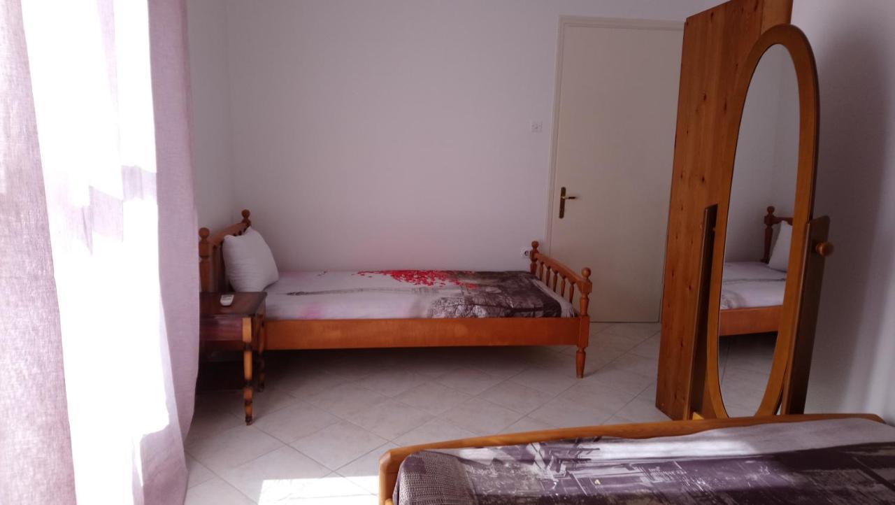 Vacation House In Stroggili Agios Ioannis Peristerion Exteriér fotografie
